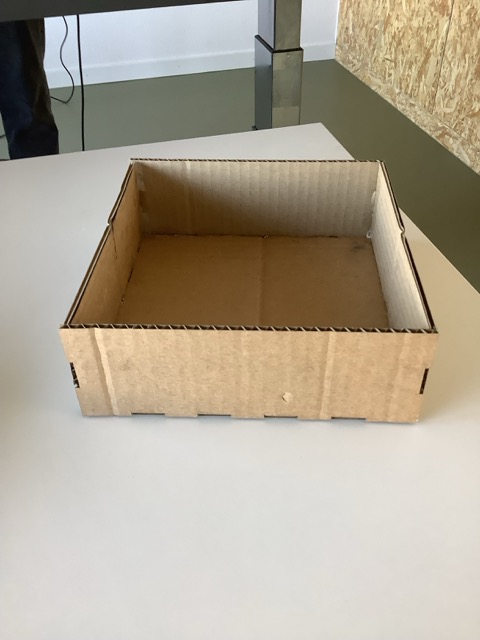 Projet boîte découpeuse laser (Leonard)